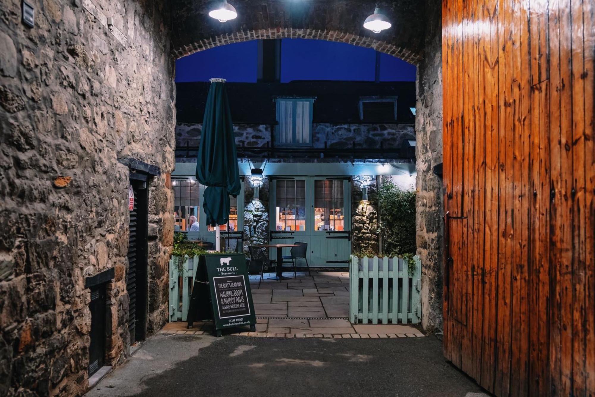 The Bull And Townhouse, Beaumaris- The Inn Collection Group Exterior foto