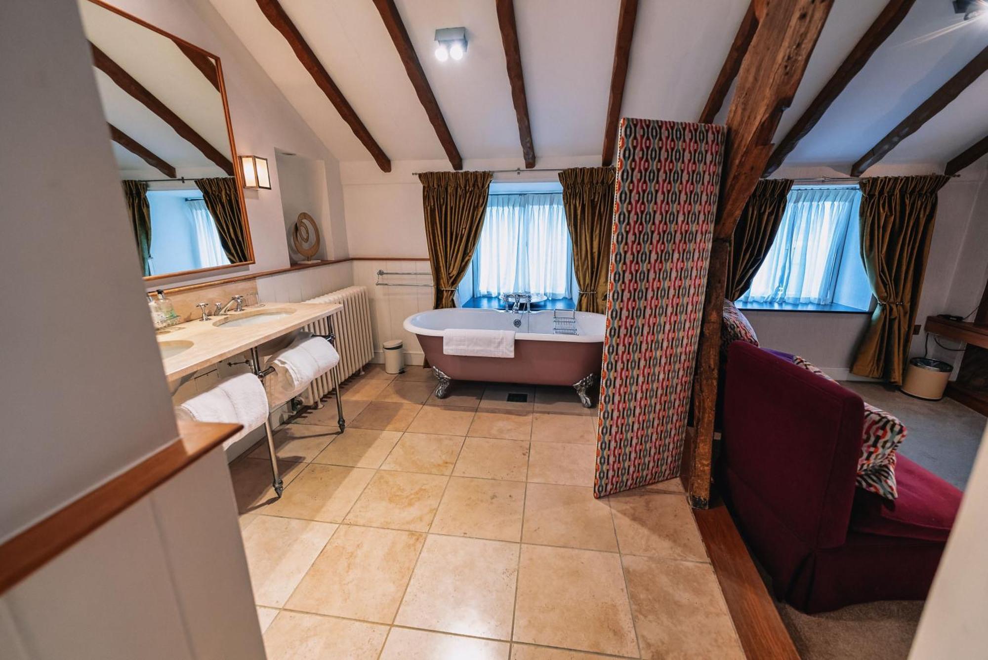 The Bull And Townhouse, Beaumaris- The Inn Collection Group Habitación foto
